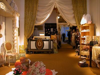 Mimi – Textile Antiquitäten