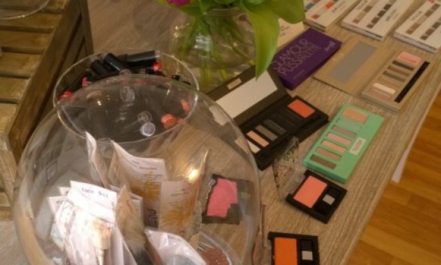 Shades of Pink – Kosmetik aus England und Amerika in Steglitz