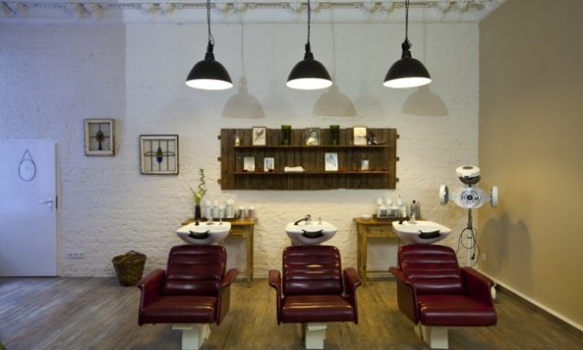 Kämmerei – Friseur