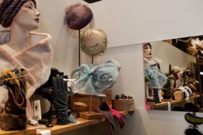 Salon Hüte und Accessoires – Damen